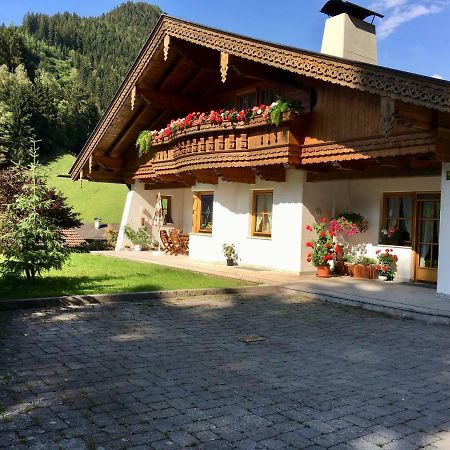 Ferienwohnung Bacher Oberkumbichl 900 Mayrhofen Exterior foto